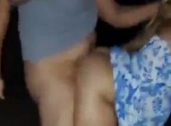 Video de Sexo brasileira Casada Dando pra Desconhecido no Beco Escuro